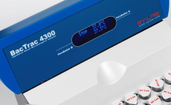 BacTrac 4300 banner