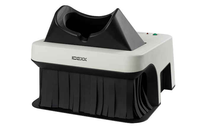 IDEXX Water Introduces UV Viewer PLUS&trade;